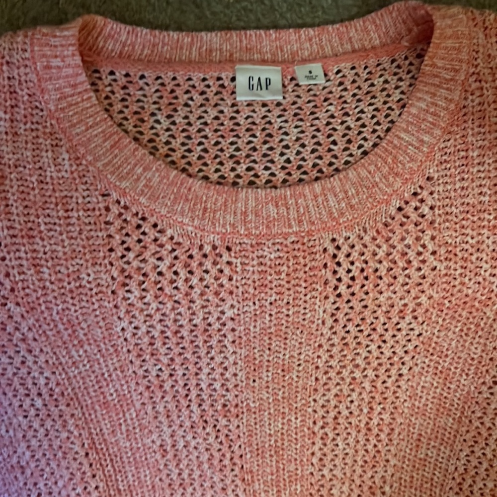 Gap - Picture 2 of 2
